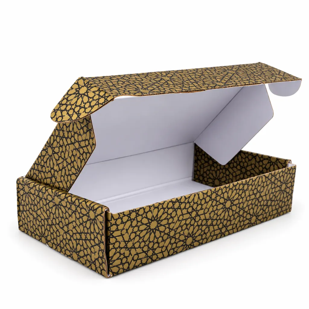 BM01 02 GOLDBLACK-3.webp