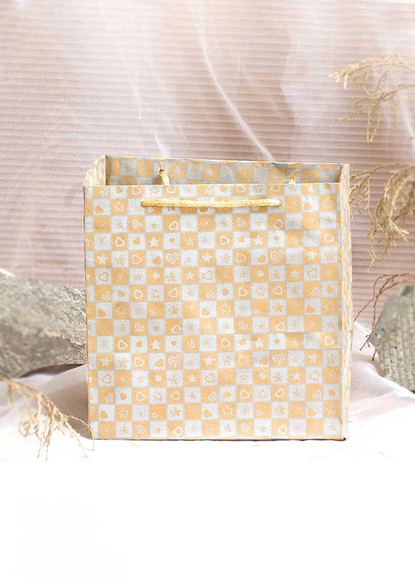 H03 18 (5.5"x7.5"x7.5") Kraft Gift Bag | Perfect for Birthday Gifts, Party Favors, Small Retail Items, Promotional Giveaways and Everyday Use
