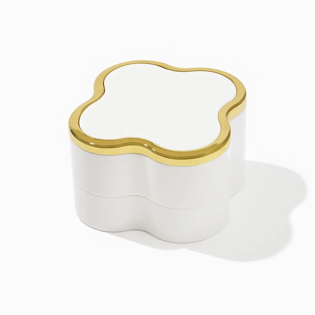 [BJ04WHITE01] BJ 04 WHITE | White Clover-Shaped Ring Box with Elegant Gold Trim
