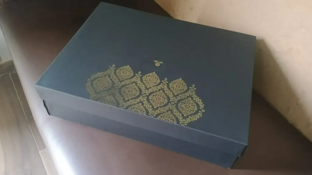 B36SF BLACK0 (12"x16"x4") Plain BLACK Gift Box with Golden Foil| Birthday Gift Box | Eid Gift Box | Wedding Gift Box