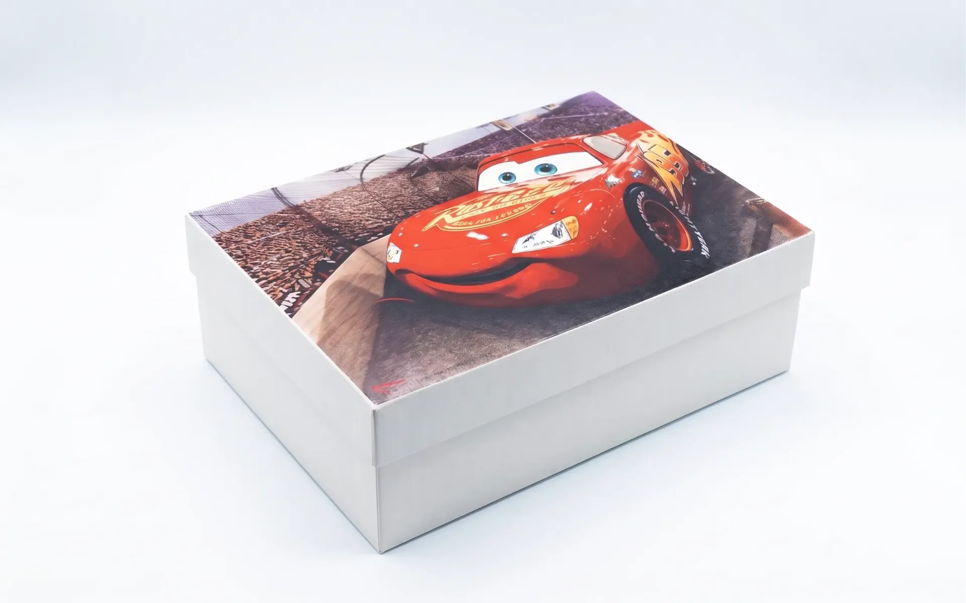 B35 02 (11"x14"x4") Lightning McQueen Kids' Gift Box | Disney Cars Themed Gift Bag | Children's Birthday Gifts 