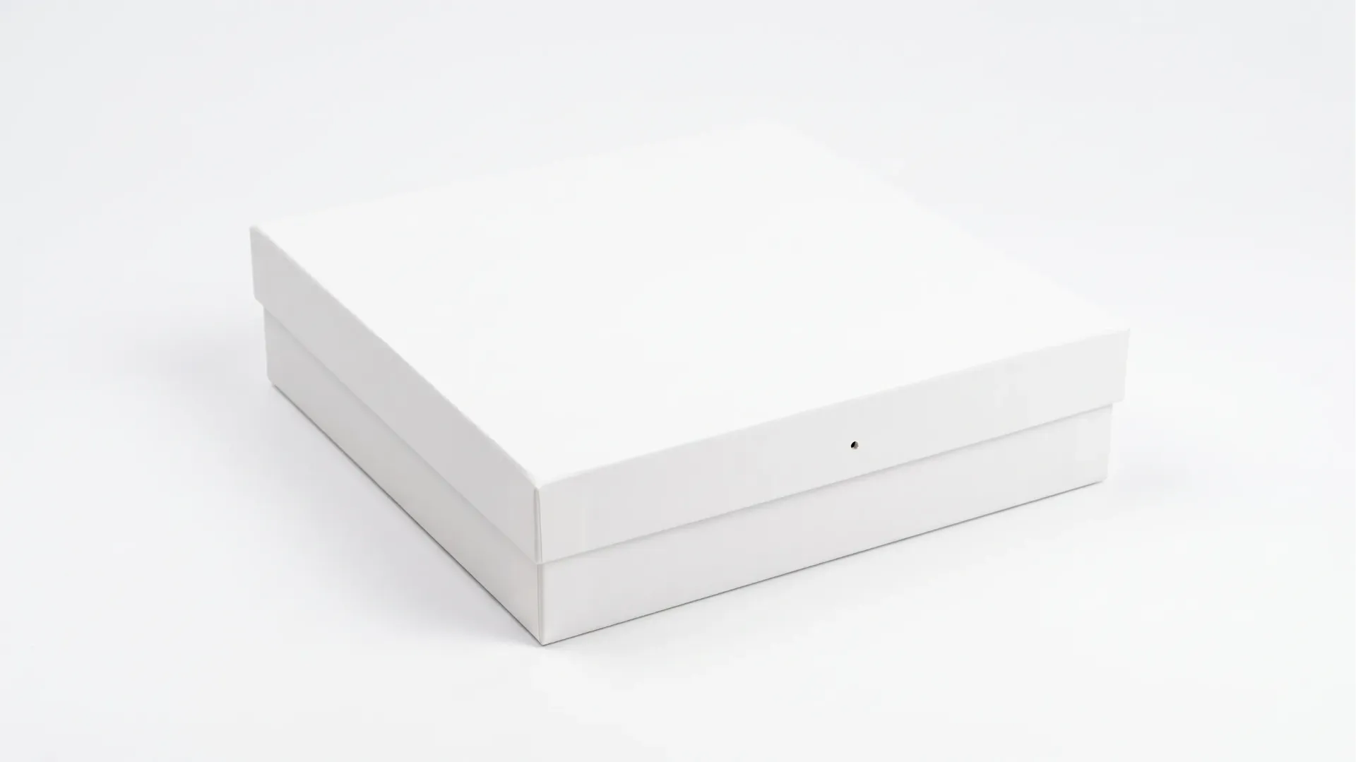 [B3305000000] B33 05 (8.5"x8.5"x2") White Gift Box | Sweet Gift Box for 1kg