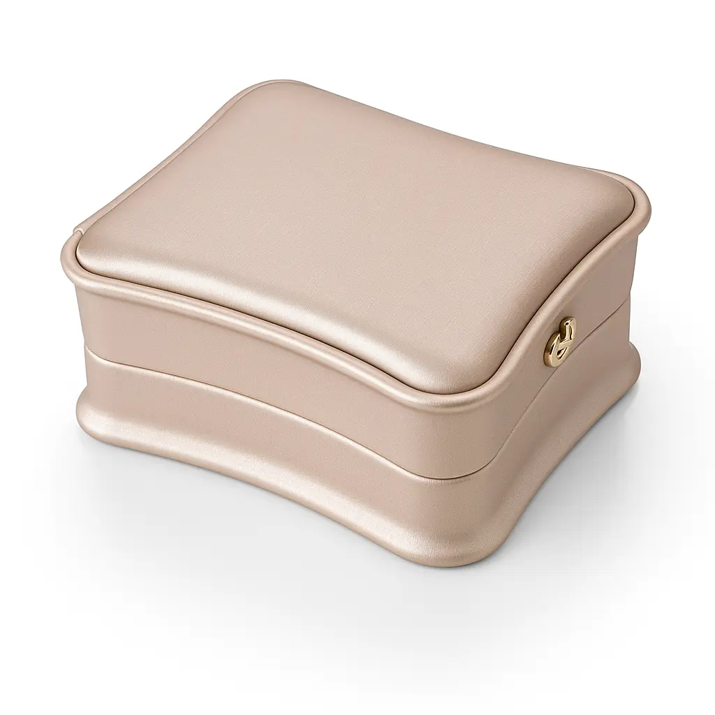 [BJ05SKIN002] BJ 05 SKIN | Elegant Square Faux Leather Jewelry Case with Clasp Closure