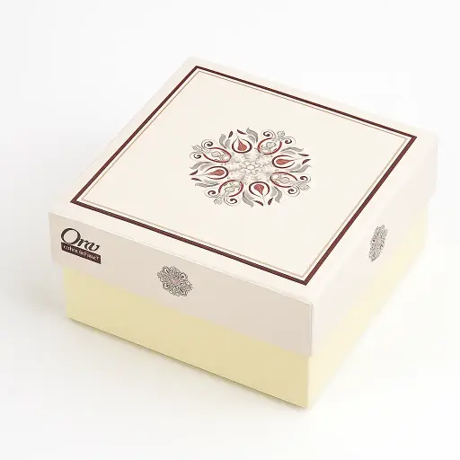 [B0410000000] B04 10 (4"x4"x2") Cream Gift Box | Sweet Gift Box for 1/4kg
